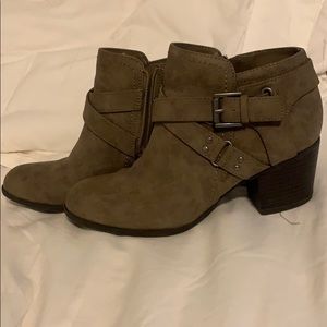 Ankle boots